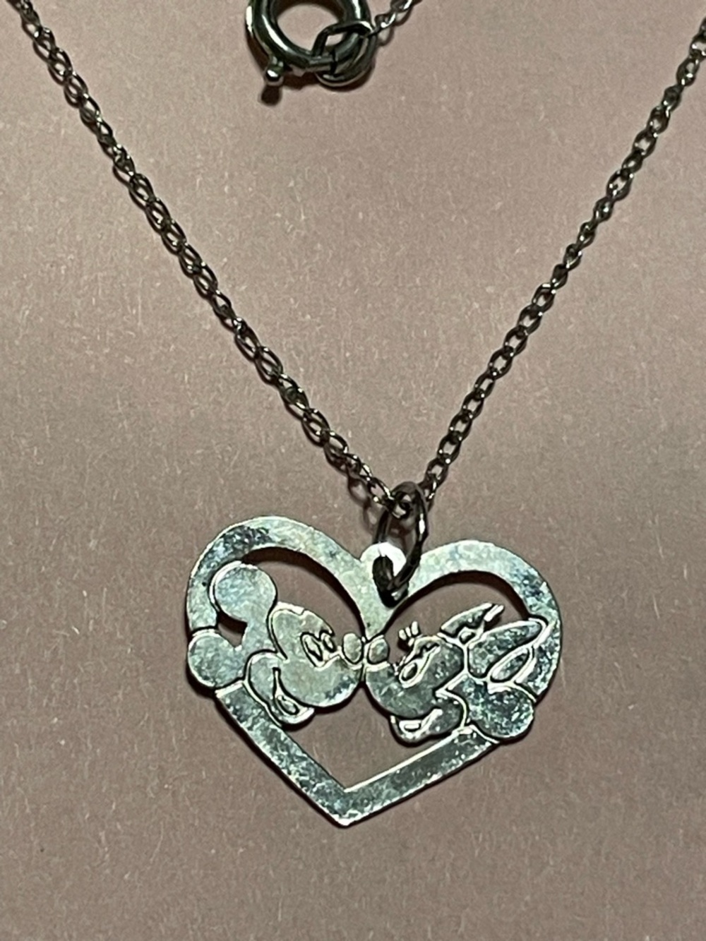 Silver Tone Mickey & Minnie Mouse Kissing Necklace #9102